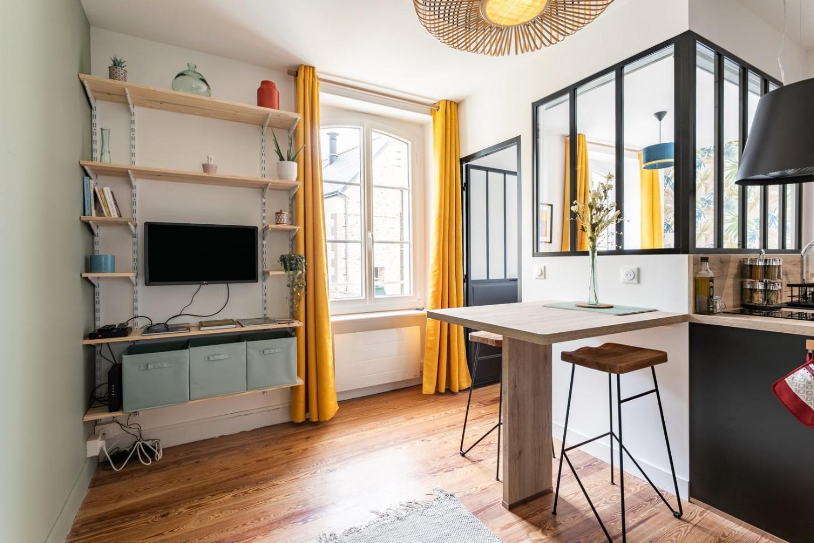 Lucelyne - Beau T2 Renove - Centre - Plage 400M Apartment Dinard Exterior photo